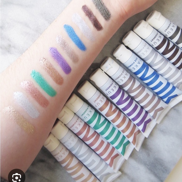 MILK MAKEUP Eye Pigment Shadow in Sesh - Picture 11 of 12